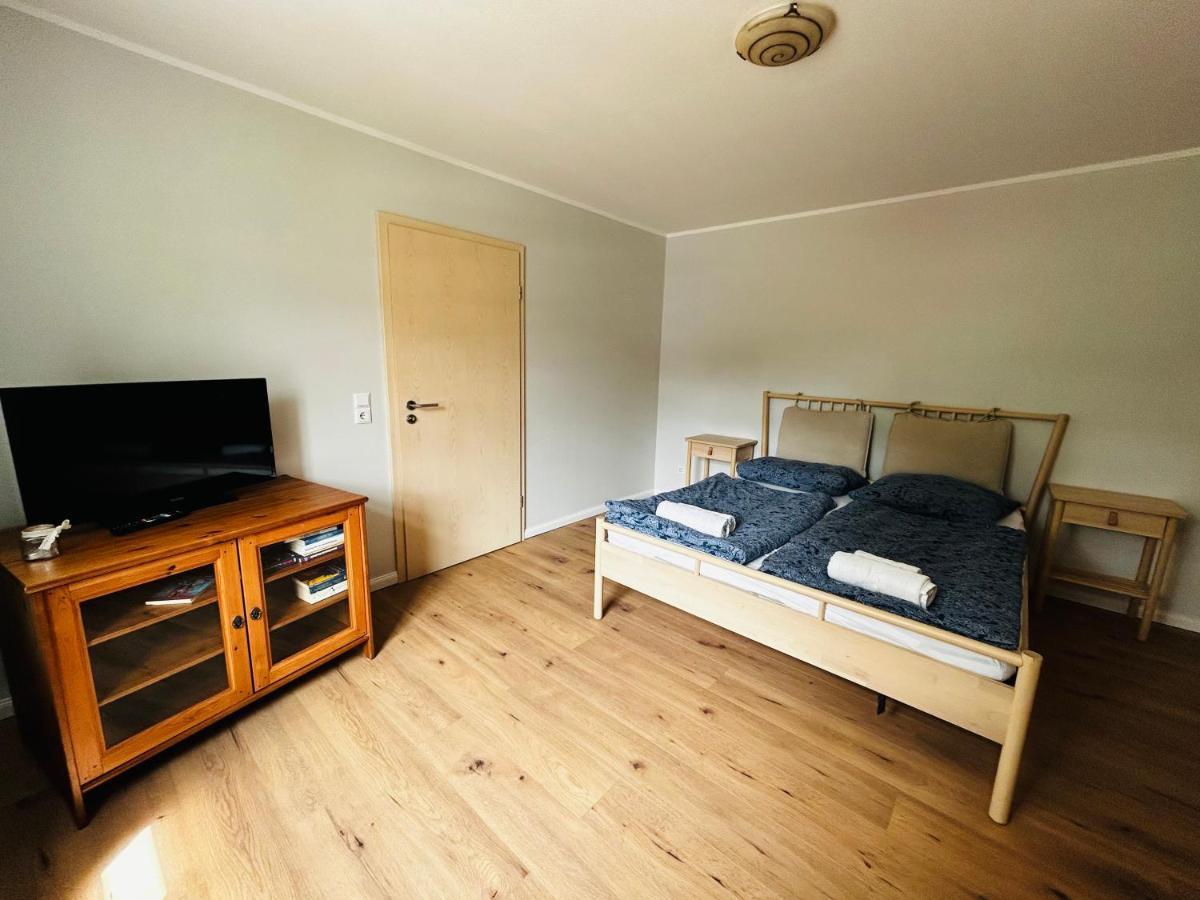 Ferienwohnungen Poppelvitz Altefähr 外观 照片